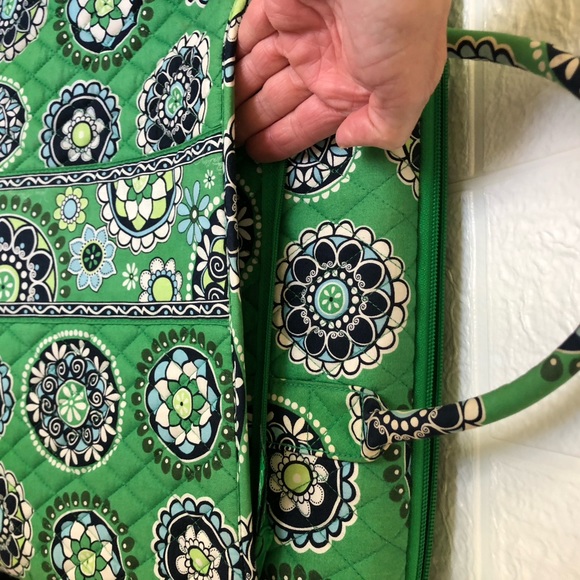 Vera Bradley laptop case with strap - Picture 2 of 8